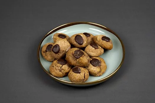 chocolate chip cookies